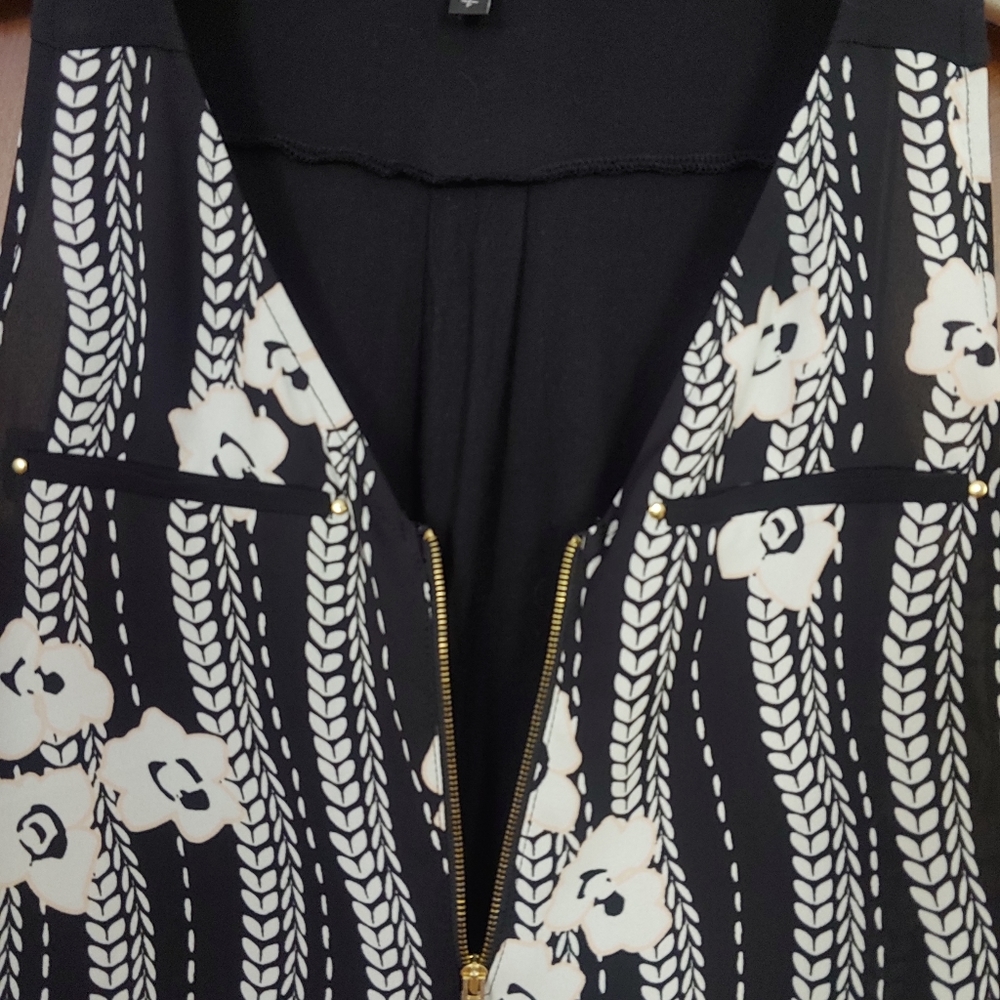 Sexy Express Zip up Blouse Small